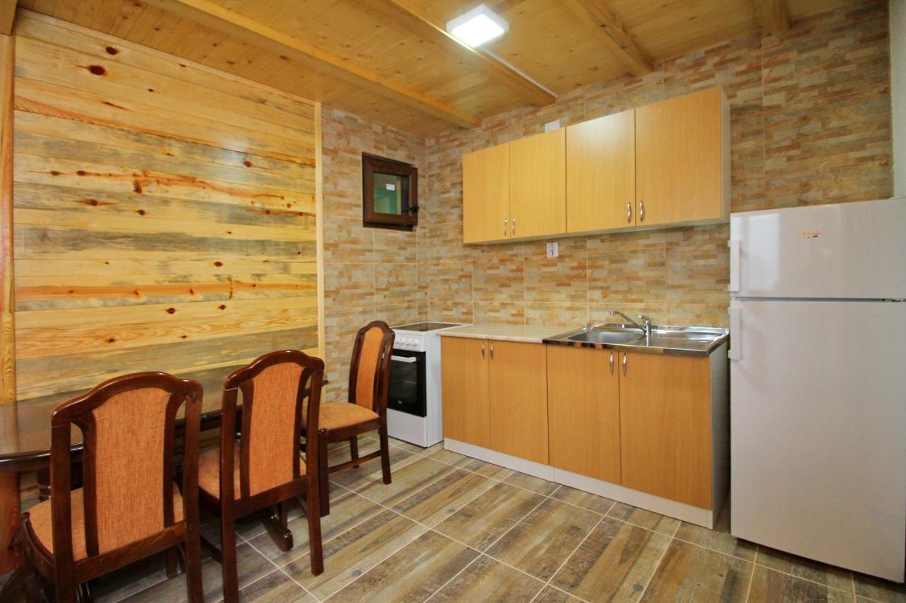 Tara Lake Apartments Jevtici Dış mekan fotoğraf